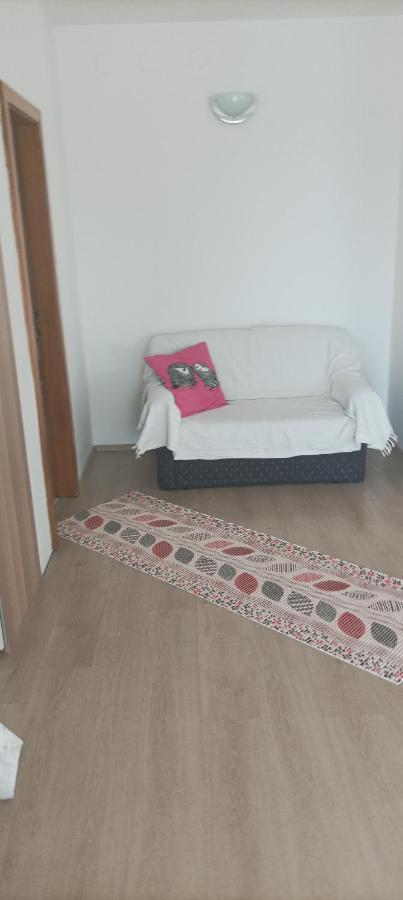 Feel Good Apartment Banjol Exteriér fotografie